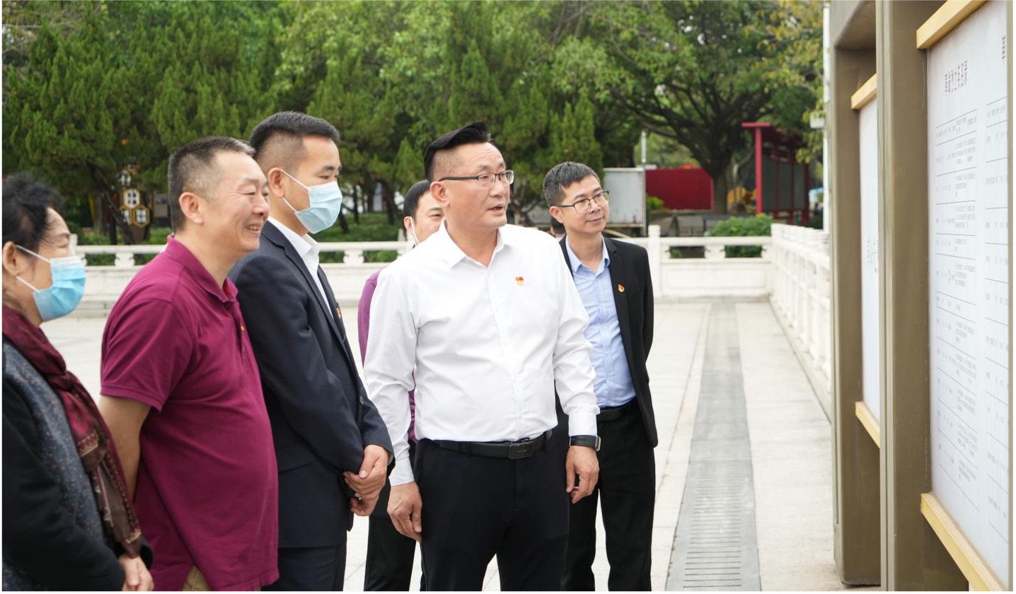 永发集团党支部、隆福花园党支部、龙景花园党支部联合组织开展“拼起红色记